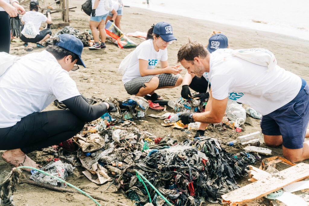 Booth & Partners coastal cleanup 2023